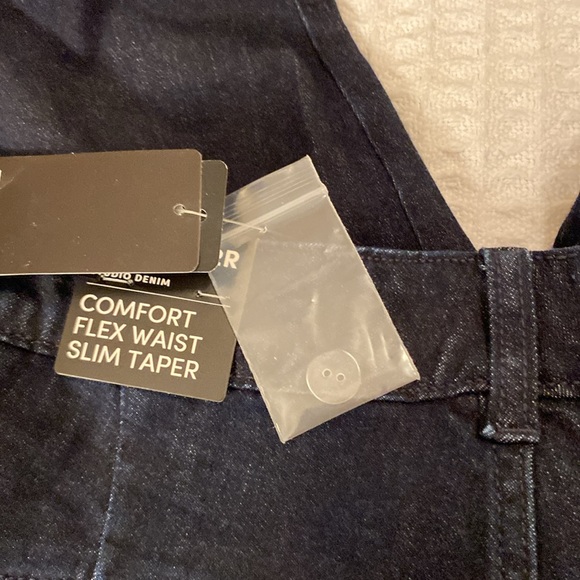 TORRID, Studio Denim, Comfort Flex Waist, Slim Taper, Size 22R, NEW with Tags - Picture 12 of 16